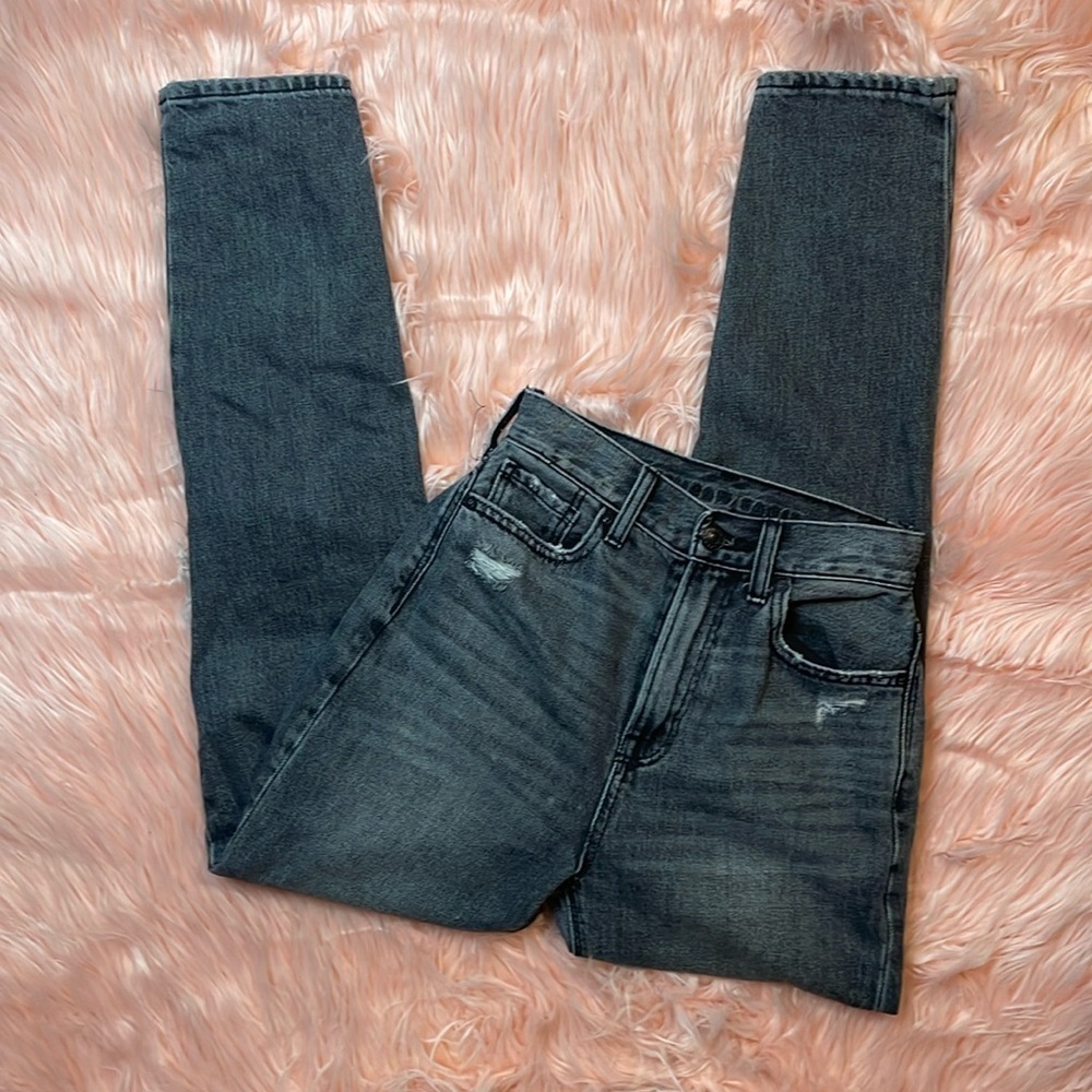 American Eagle Light Black Distressed High Rise Mom Jean Size 00